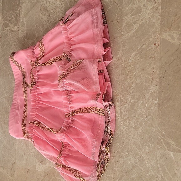 Girls Pink Outfit - Picture 4 of 5